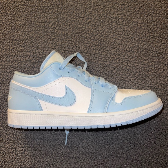 Air Jordan 1 Low ‘Ice Blue’ - Picture 1 of 10